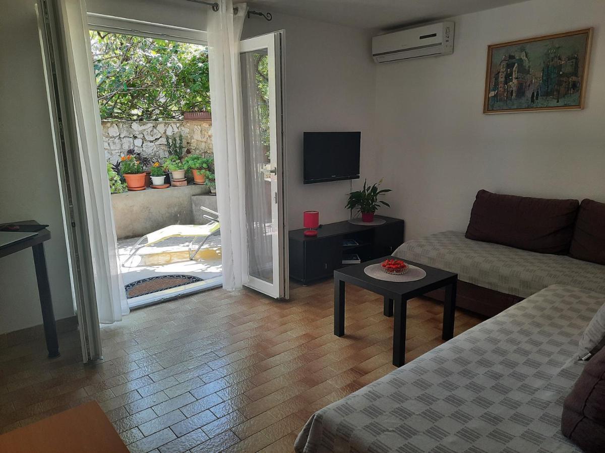 Apartment Ema Trogir Exterior photo